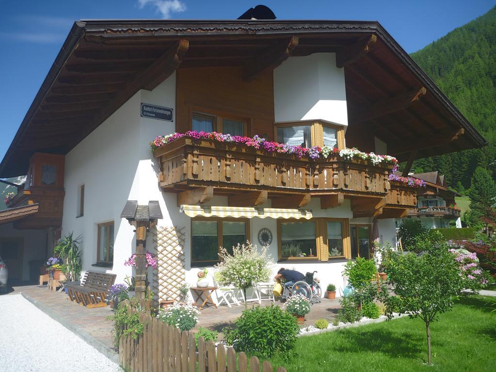 Apartamento Haus Bellis Neustift im Stubaital Exterior foto